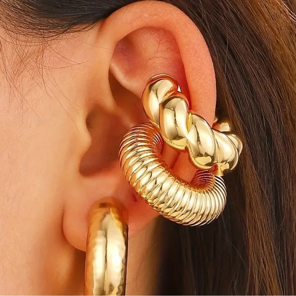 GOLD EAR CUFFS SET OF 4 14k